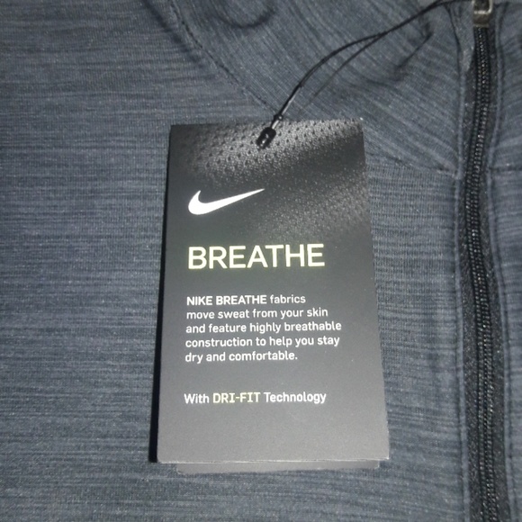 NWT 💪Men's Nike Training Dri-Fit Pullover💪 - Picture 3 of 5